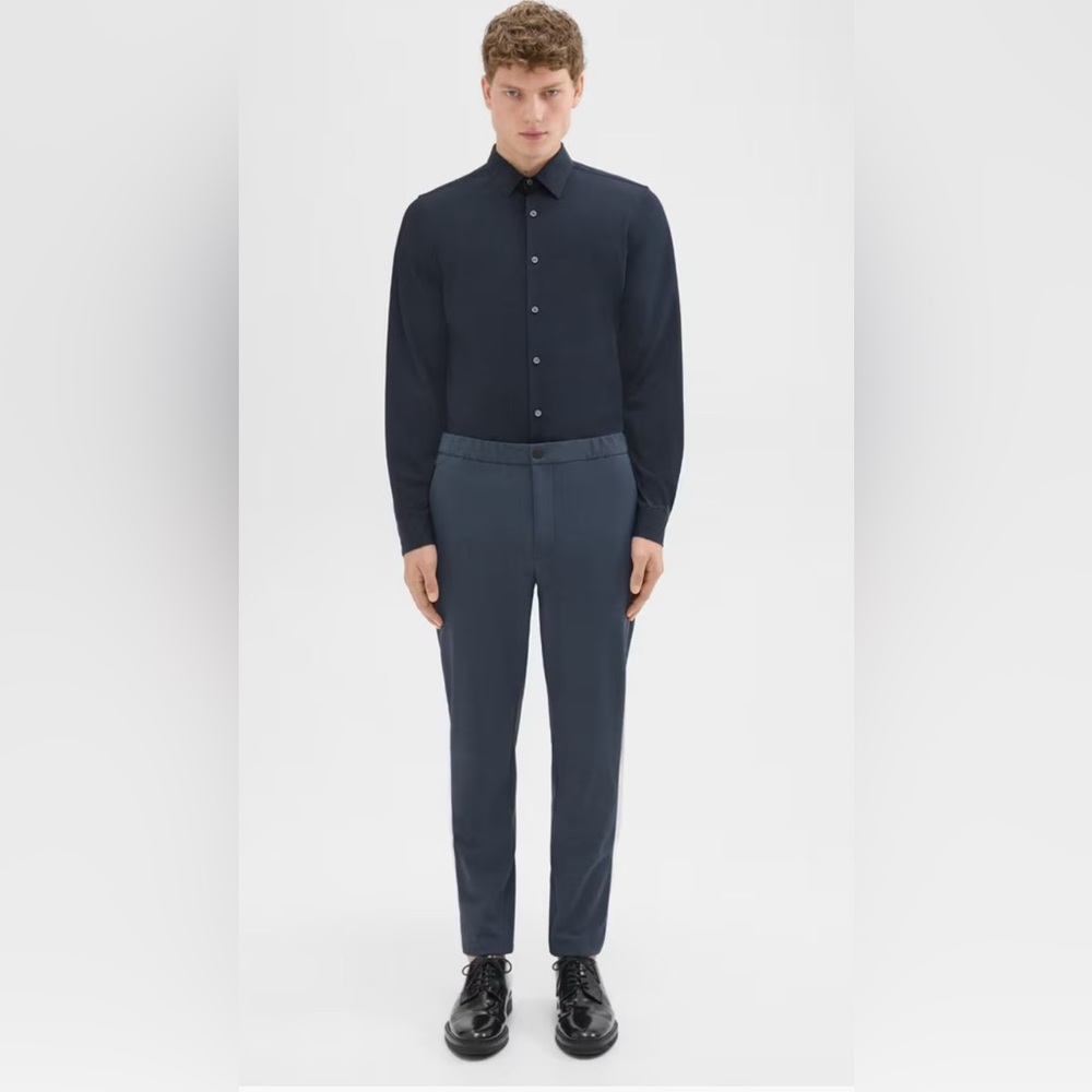 NWOT Theory Terrance Jogger in Precision Ponte